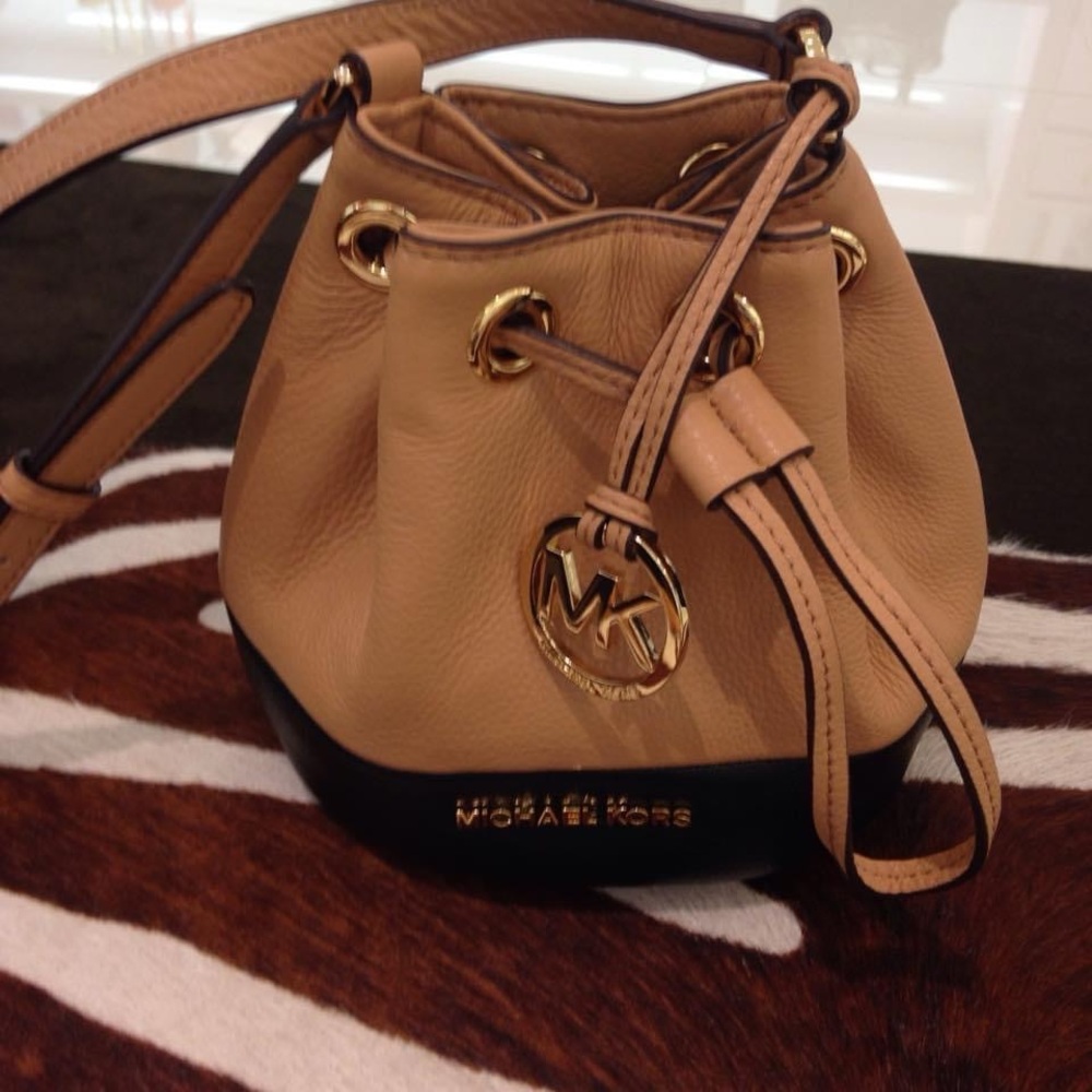 Michael Kors two-tone leather Crossbody like new